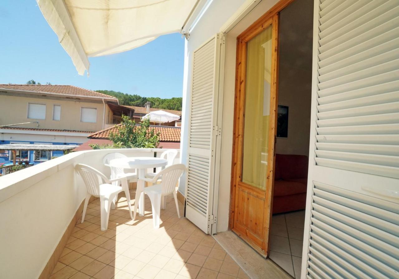 Appartamenti Manuela Vada Exterior foto
